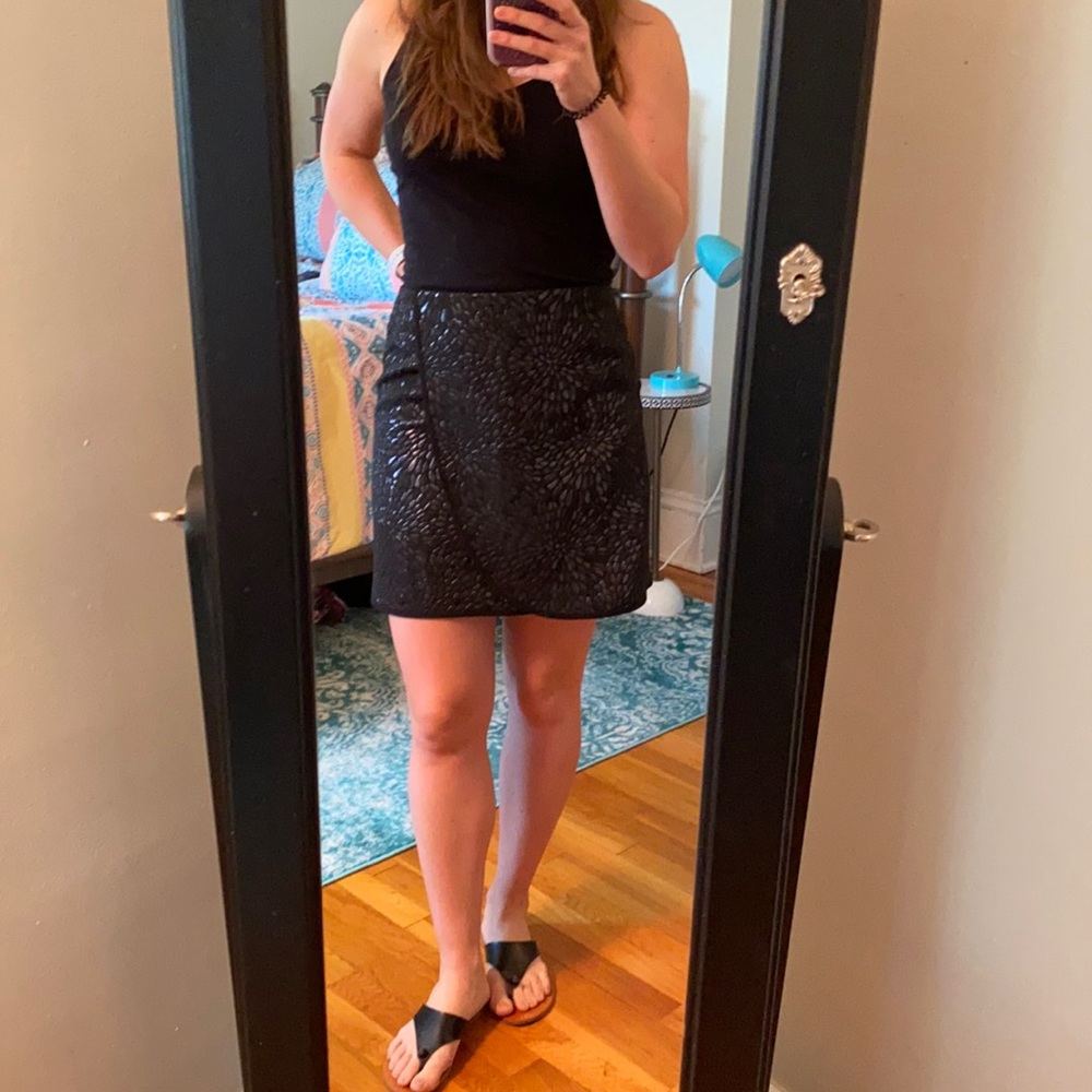 LOFT Black Shimmery Skirt - Picture 3 of 7
